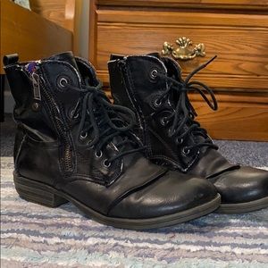 Black Distressed/Vintage Ankle Boots